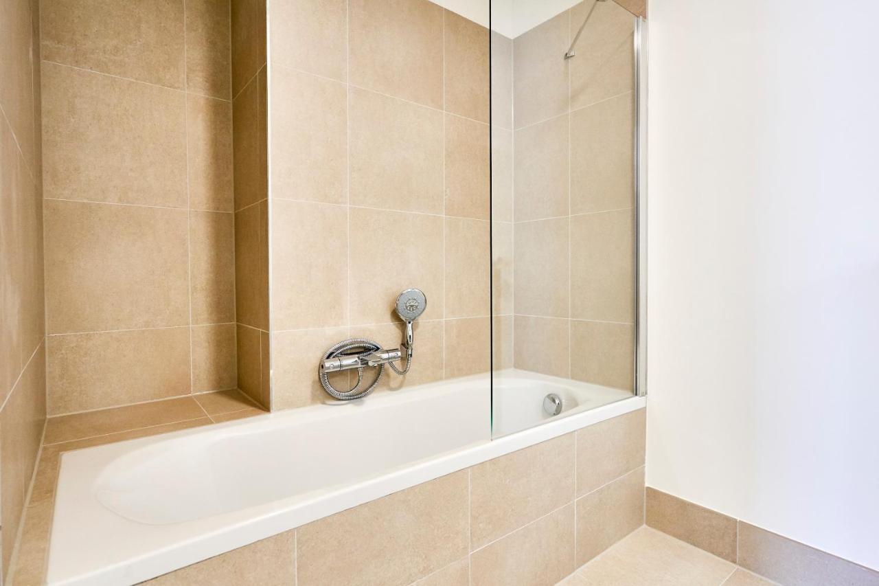 Diamant 1Br Apartment Brussels Luaran gambar